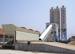 建一个小型商品混凝土搅拌站要花多少钱？