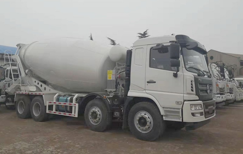 12方搅拌罐车